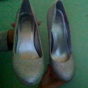 Beautiful Sparkle shoes silver shoes